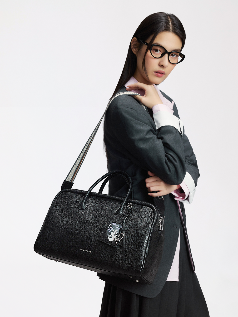 Travel Boston Bag - Large AMAZING SONG