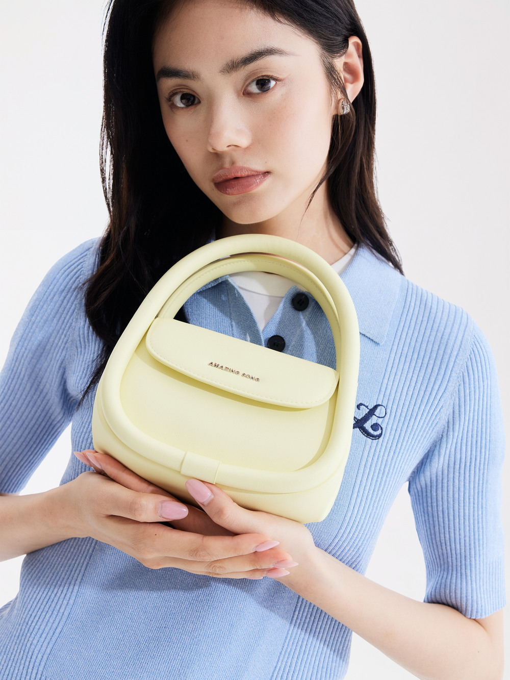 Soft Oval Bag – Medium AMAZING SONG