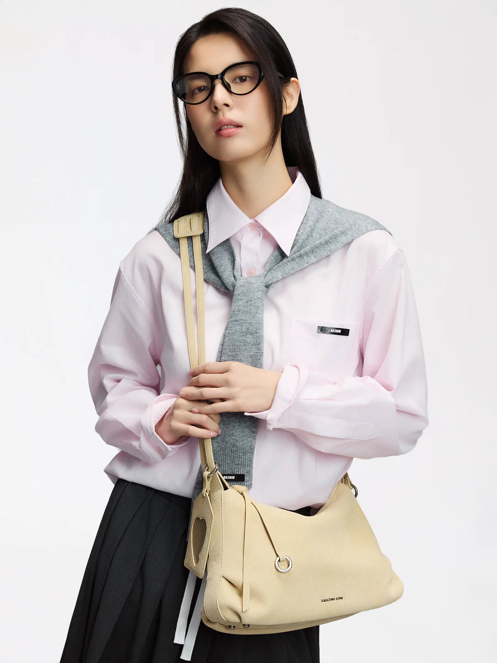 Donut Hobo Bag Top -Grain Cowhide – Small AMAZING SONG