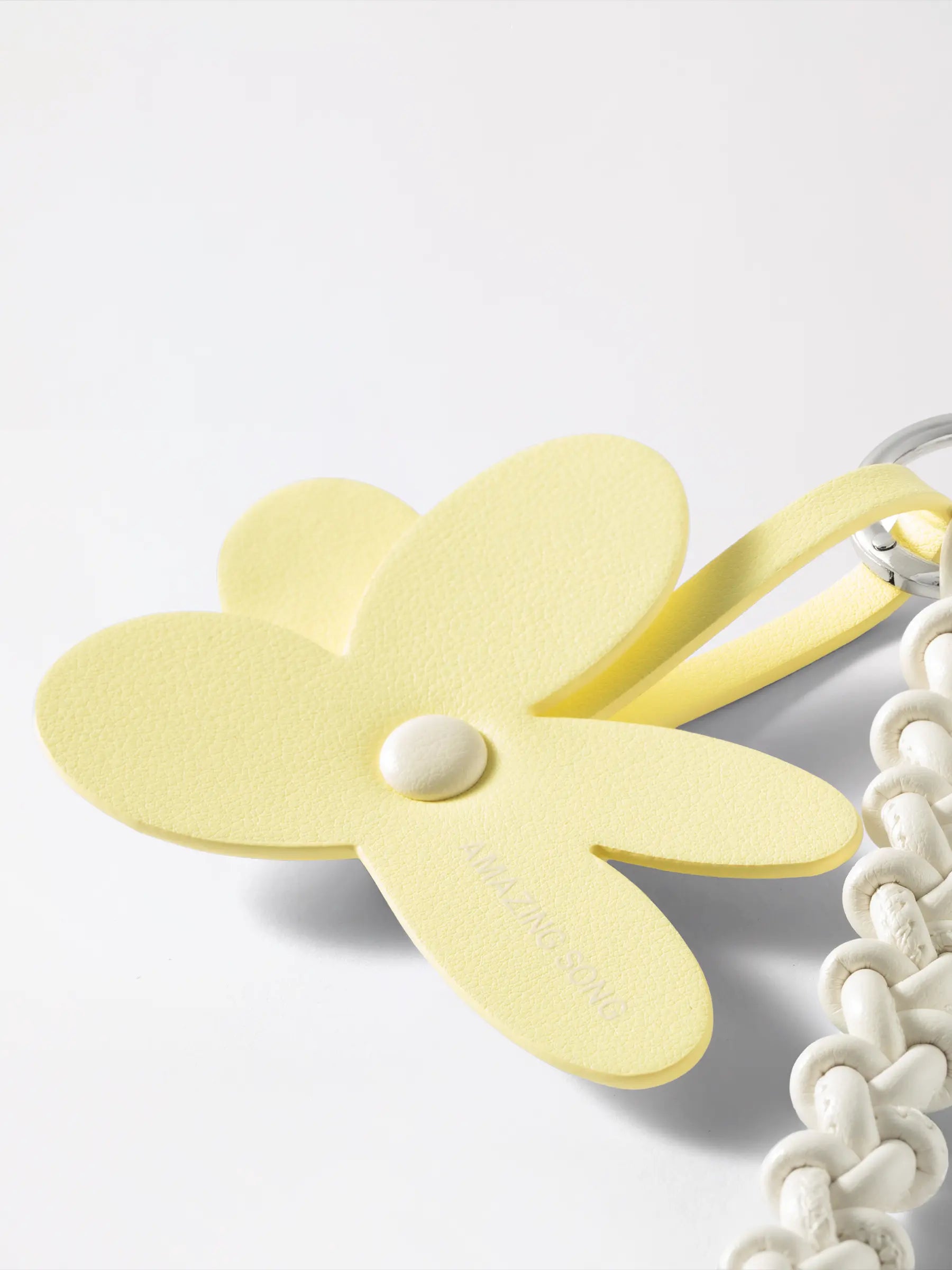 Knot-tied Flower Charm