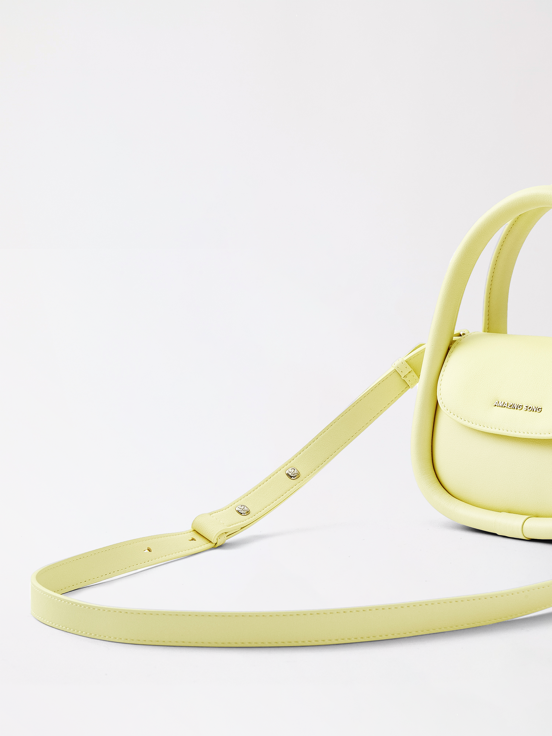 Soft Oval Bag – Medium AMAZING SONG
