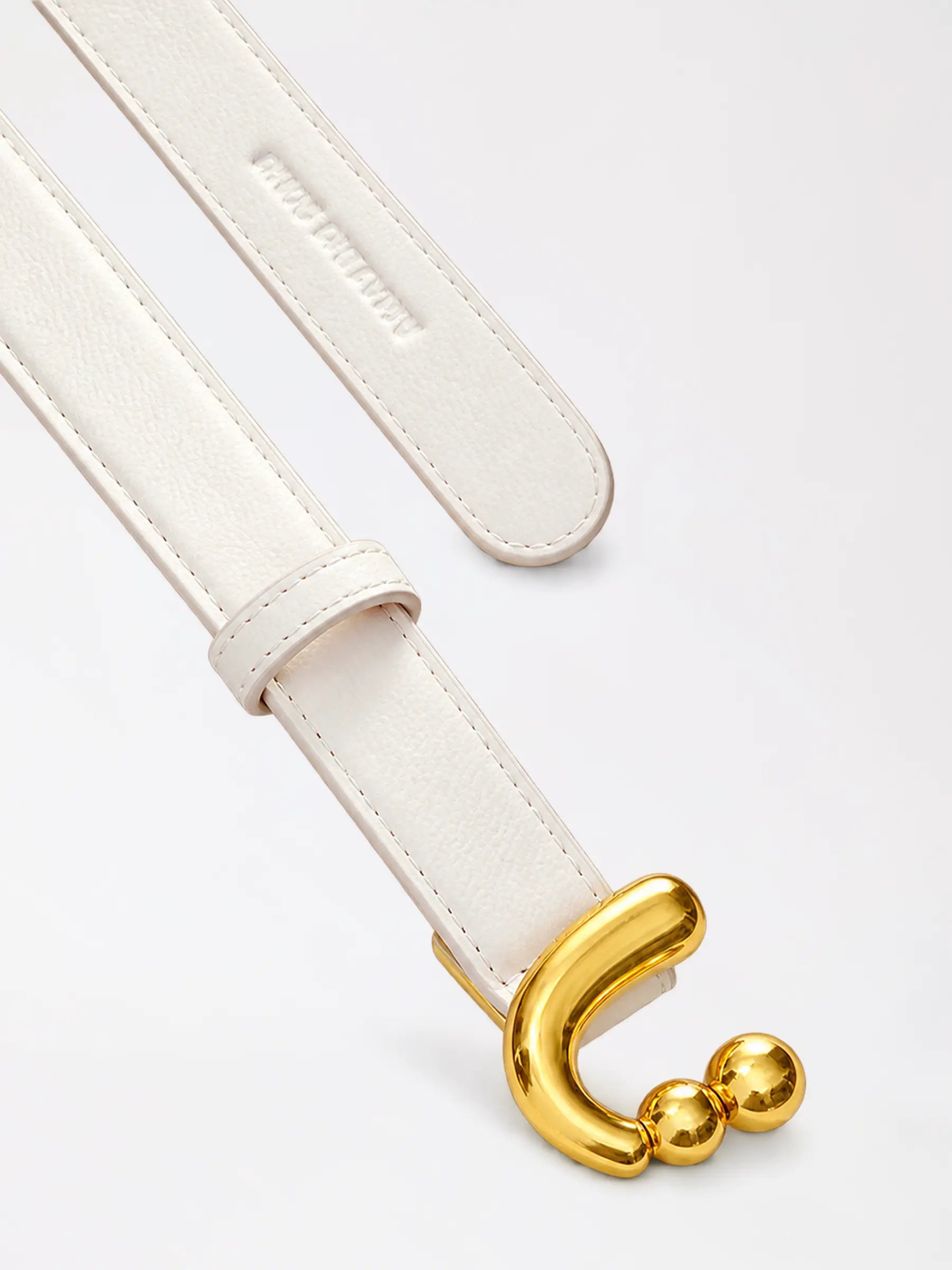 La ceinture "CHANSON IMPRESSIONNANTE"